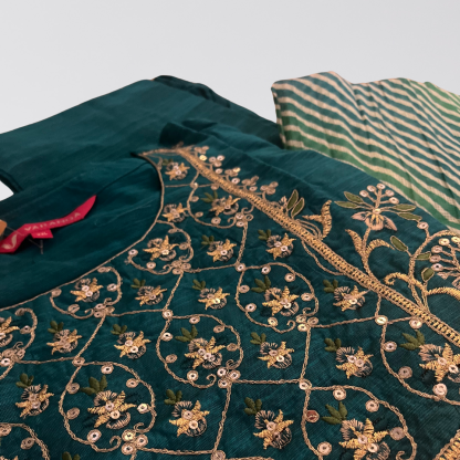 Peacock Whisper Set - Image 2