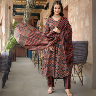 Desert Maroon Set